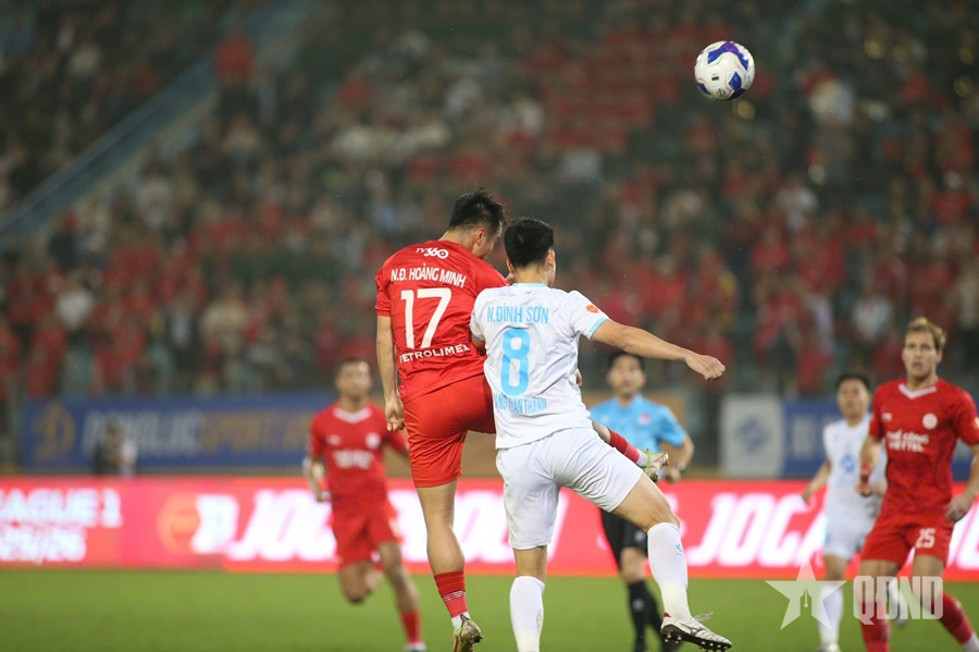 V-League sôi động đầu năm